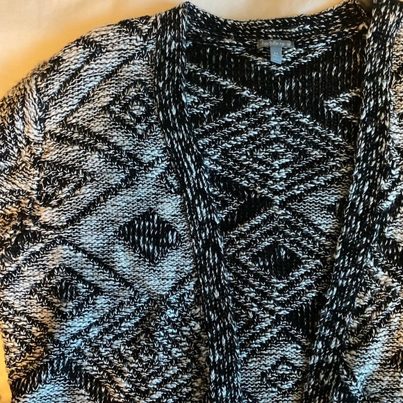 Charlotte Russe‎ Cardigan - Picture 4 of 4